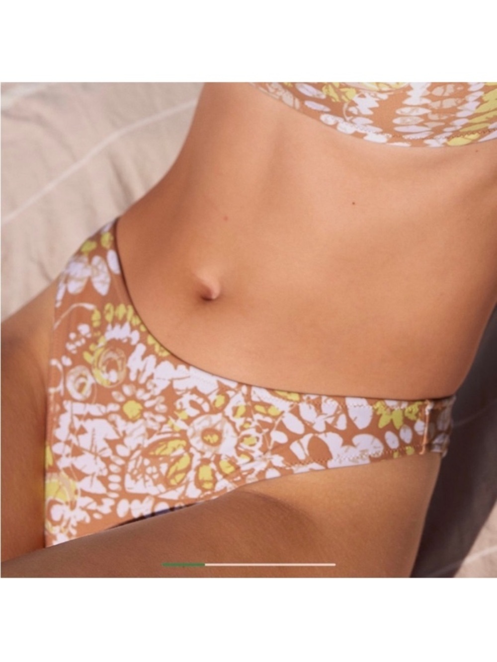Aerie • NWT Tan Yellow White Pattern Cheekiest High Rise Floral Bikini Bottom